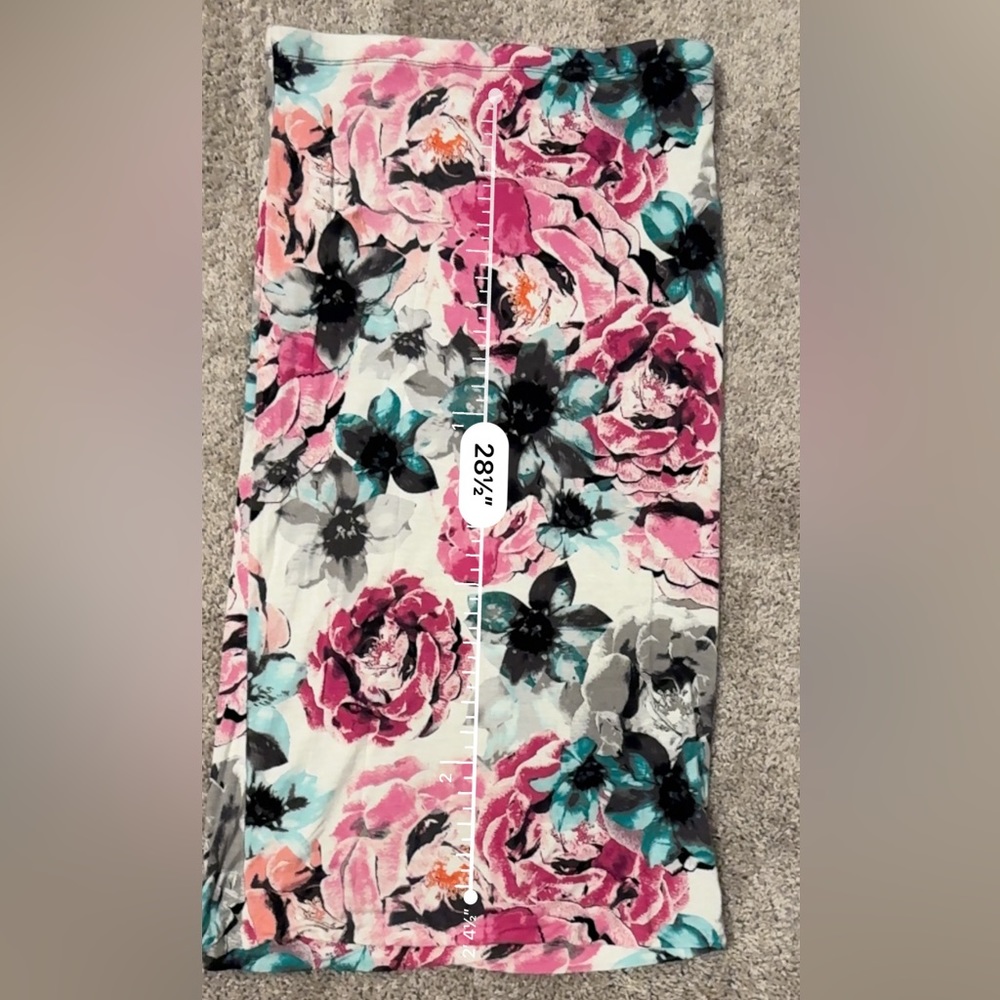 Floral fitted pencil skirt